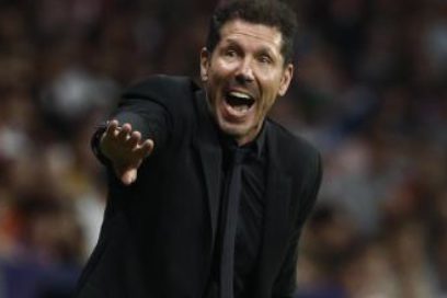 Simeone tras el empate ante el Rayo: «El Rayo no había generado y se encontró con el penalti, que habrá sido, y se lleva un punto trabajado. Nosotros con mas contundencia, temple, para resolverlo bien, podríamos habernos llevado los tres puntos”.