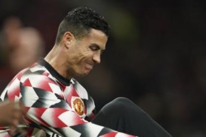 Ten Hag deja fuera a CR7 por su indisciplina: «Cristiano no formará parte del equipo del Man. Utd para el partido de Premier este sábado ante el Chelsea. El resto de la plantilla está totalmente concentrada en el encuentro”, comunicó el club.