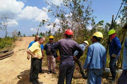 Refuerzan eléctricos de Las Tunas apoyo a Pinar del Río