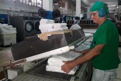 Termina una comprobación, el control no acaba