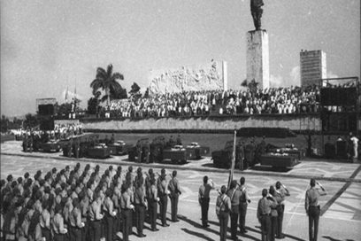 Rememora Díaz-Canel regreso de restos de Che Guevara a ciudad cubana