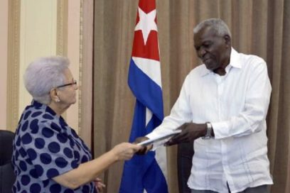 Ejercen Fiscalía y Contraloría General iniciativa legislativa ante presidente de la Asamblea Nacional