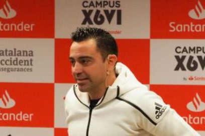 Xavi sobre sanción a Lewandowski: “Vamos a recurrir, creemos que es una sanción excesiva, porque fue un gesto impulsivo, él ya lo explicó perfectamente, es demasiado castigo. Robert es un ejemplo de conducta, siempre lo ha sido”.