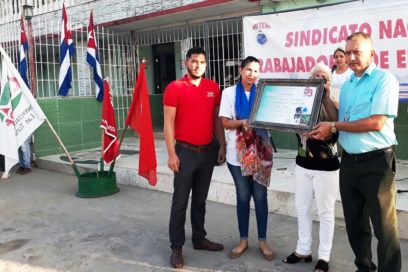 Ante todo el hombre