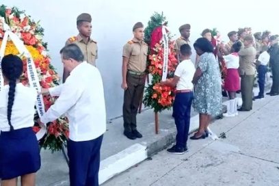 Ofrendas florales de Raúl, Díaz-Canel y Lazo a mártires del 30 de noviembre
