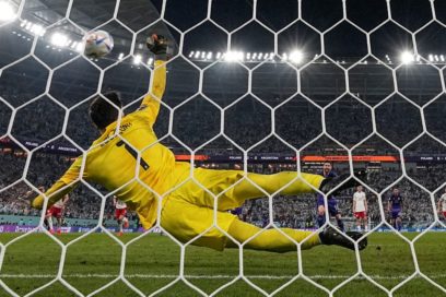 Mundial de Catar: México derrotó 2-1 a Arabia Saudita con goles de Martin y Chávez, pero no pudo pasar a octavos. Polonia, pese a caer 0-2 ante Argentina, se quedó con el segundo cupo. EN NUESTRA WEB PUEDE ENCONTRAR LAS CRÓNICAS DE LOS PARTIDOS.