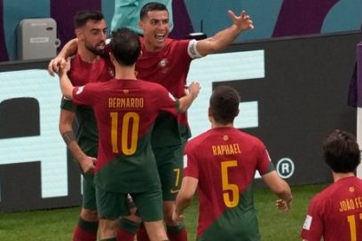 Mundial de Catar: La selección portuguesa se clasificó a octavos de final tras derrotardos goles por cero a Uruguay con un doblete de Bruno Fernandes.