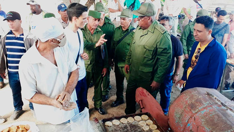 El Día Nacional de la Defensa se enfocó en Holguín en la producción de alimentos, como base imprescindible para la seguridad nacional. Foto: Lianne Fonseca