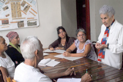 Tareas grandes y colectivo pequeño