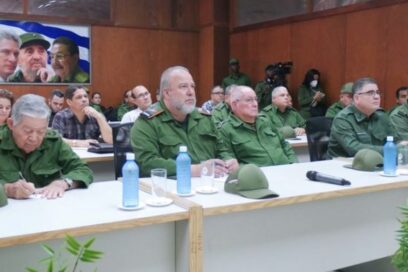 Destaca Primer Ministro cubano desarrollo del Día Nacional de la Defensa