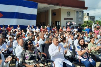 Reconocen la abnegación de los trabajadores de la Salud y la Ciencia cubanas