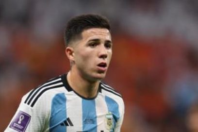 Notas del día: El Liverpool ya tendría un acuerdo para llevarse a Enzo Fernández. El Barça muy atento al marroquí Ounahi. Luis De la Fuente, nuevo DT de España, cuenta con Sergio Busquets. Ancelotti suena para el banquillo de Brasil.