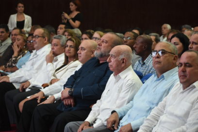 Conmemoran aniversario 40 del hospital Hermanos Ameijeiras