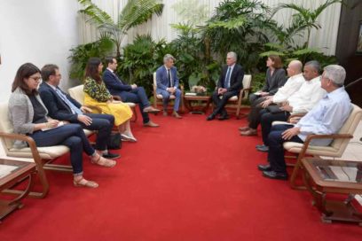 Presidente de Cuba agradeció apoyo de Partido Comunista Francés