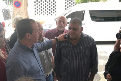 Recorre ministro de Salud centros del sector en Pinar del Río