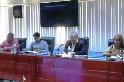 Trabajar bien es defender a la Patria, afirmó vice primera ministra