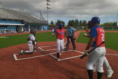 OUT 27: Cuba vs. Curazao (final 8-7)