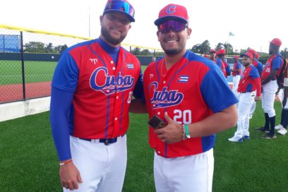 Mandy adelanta alineación para el primer juego y algunas ideas más…