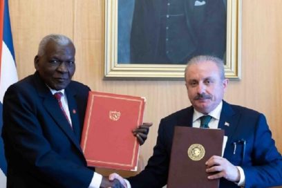 Sostienen conversaciones oficiales presidentes de parlamentos de Cuba y de Türkiye