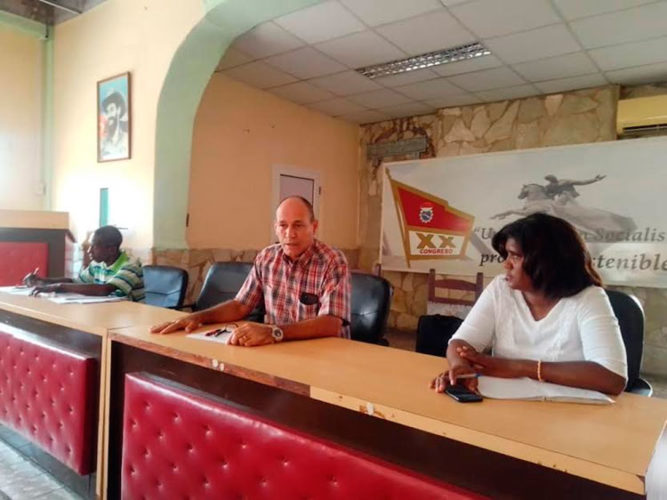 Participaron en la postulación de los precandidatos a diputados los miembros del Comité Provincial de la CTC. Foto: Betty Beatón Ruiz