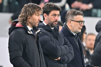 15 puntos menos para la Juve: La Comisión de Apelación de la Federación Italiana sancionó al club por irregularidades contables en los traspasos de jugadores. La Juve, tercera con 37 puntos, cayó al décimo lugar a 12 puntos de la zona Champions.