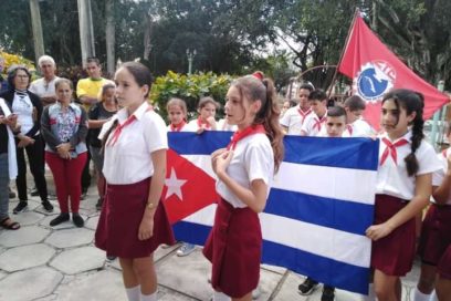 Bandera de la CTC recorrió colectivos destacados de Sancti Spíritus