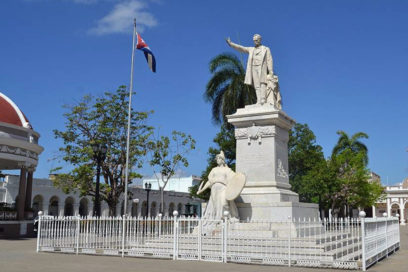 Homenaje a José Martí en Cienfuegos