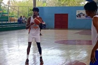 LSB: Capitalinos y Villa Clara le siguen la pista al líder Santiago