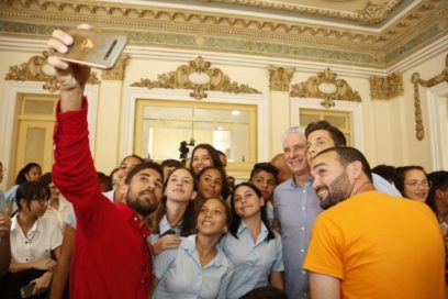 Participa Díaz-Canel en intercambio con el pueblo de Santa Clara