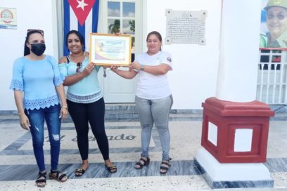 Reconocen a trabajadores del Comercio y la Gastronomía en Granma