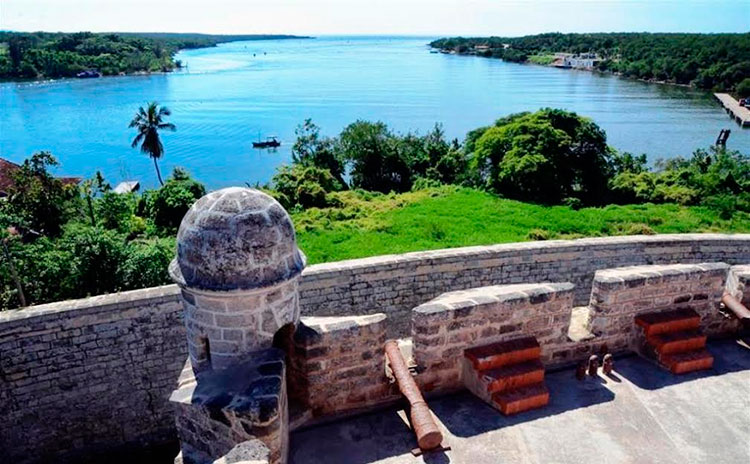 Bahía bella, pero también con aguas con calidad. Foto: Radio Rebelde