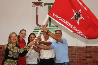  Los comunicadores comprometidos con la nación (+Fotos)