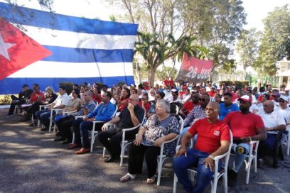 Recuerdan al Che en aniversario 60 de la primera fábrica que fundó en Camagüey (+Fotos)