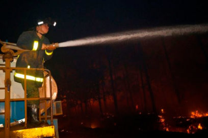 Fuerte batalla en Pinares de Mayarí para contener el incendio forestal (+Video)