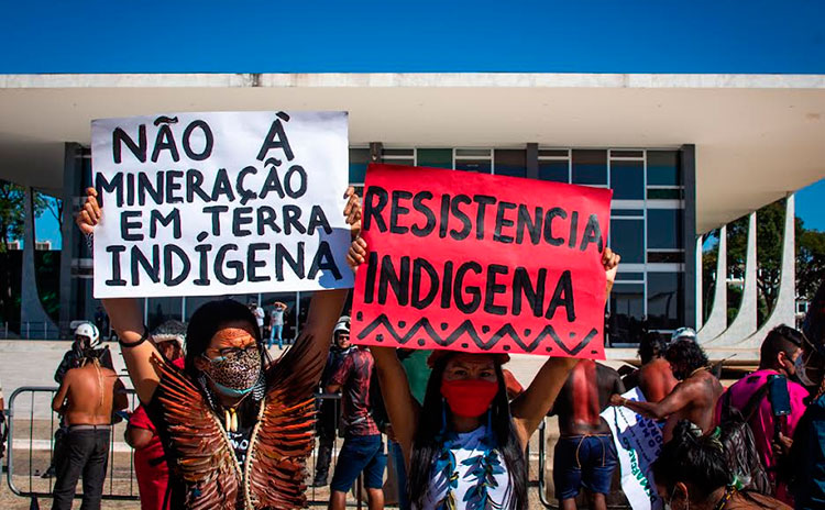 Protesta indígena en 2021. Foto: Cicero Pedroso