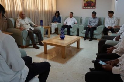 Morales Ojeda sostiene encuentro con embajadores de países asiáticos