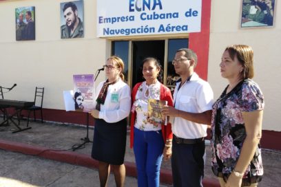 Por un servicio de excelencia abogan trabajadores de aviación civil