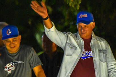 Asiste Díaz-Canel a clausura de Coloquio Internacional Patria