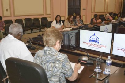 Comisiones parlamentarias dan seguimiento al Programa Materno Infantil (+ Fotos)