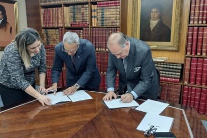 Firman Cuba y Portugal acuerdo de cooperación empresarial