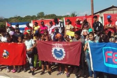 Manos y corazones santiagueros por la patria