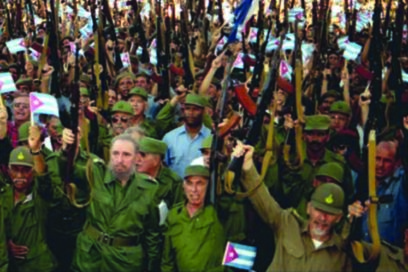 El pueblo aplaude a Fidel (+ Fotos)