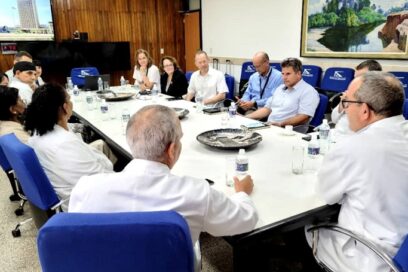 Recibe hospital cubano donativo de equipamiento de Estados Unidos