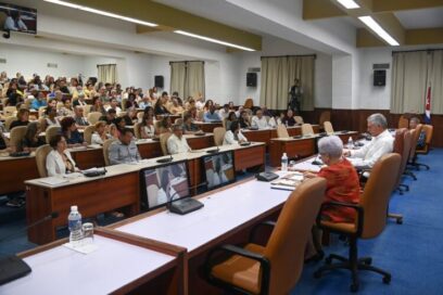 Sostiene Díaz-Canel encuentro con contralores y auditores (+ Fotos)