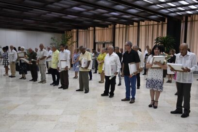 Homenaje a una entrega total a la labor partidista