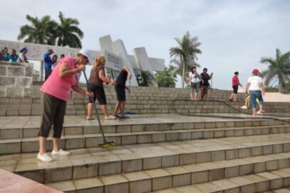 A pocas horas, todo organizado para celebrar el Primero de Mayo