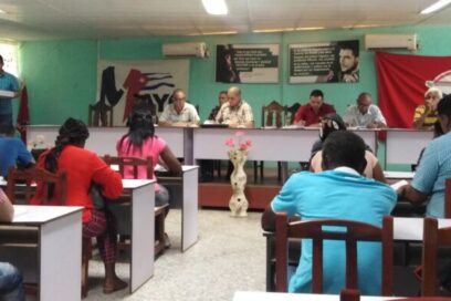 Al sindicato le corresponde estar en el centro de los problemas