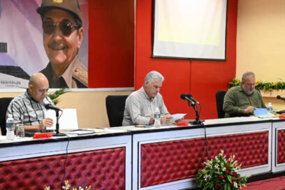 Encabeza Díaz-Canel reuniones de chequeo en La Habana y Camagüey