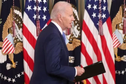 La Jornada resalta exigencias a Biden sobre sanciones a Cuba y Venezuela
