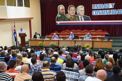 Presidente cubano inicia reunión de chequeo en Granma